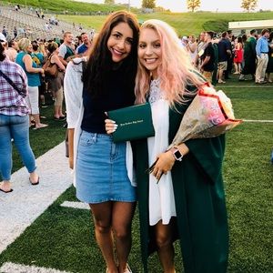 Meet your Posher, Emma